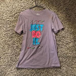 Nike graphic tee size small